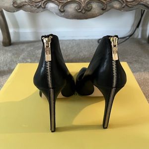 BCBGENERATION sz 8.5 shoes